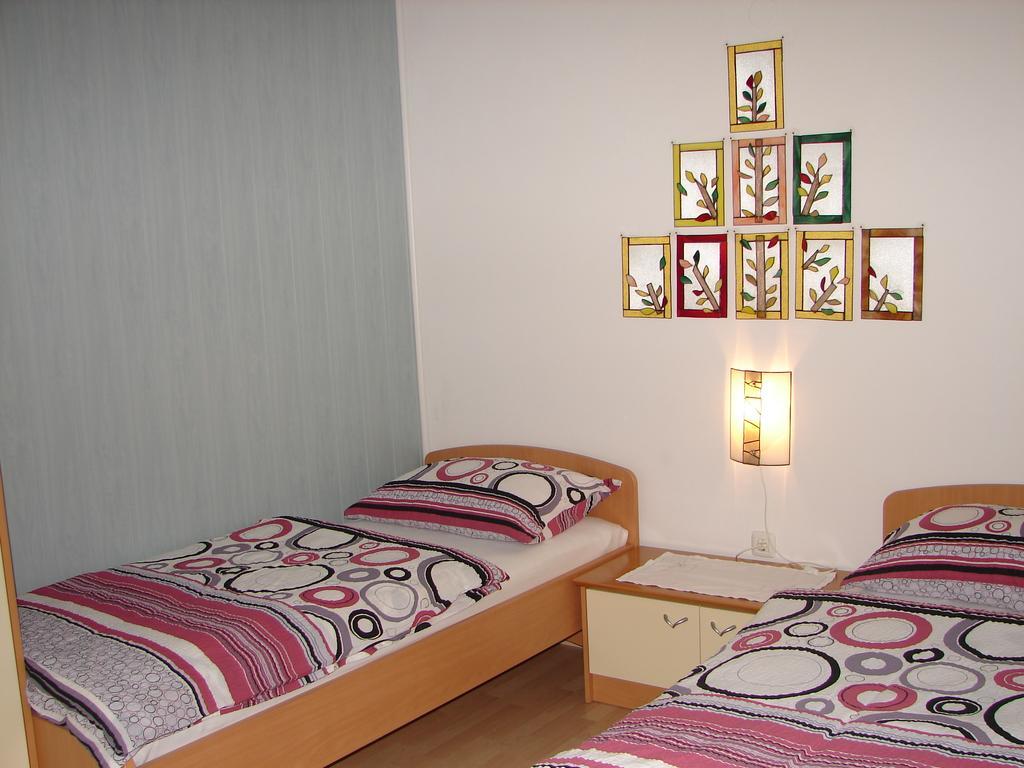 Apartma Veverin Lokve Exterior photo
